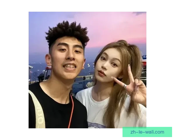 女网红自曝14岁曾遭球员不当私信如今想起仍觉恶心几近崩溃阴影难散